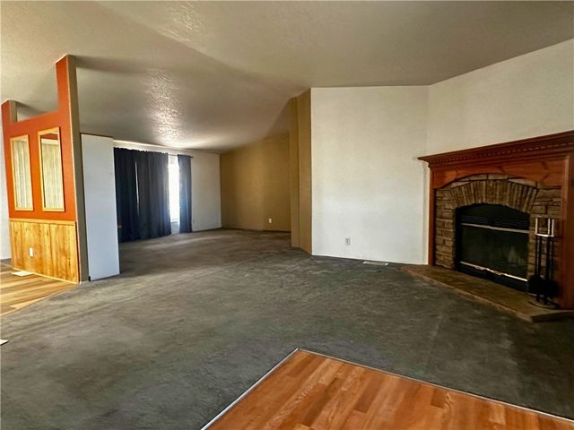 3746 N Bouse Road, Golden Valley, AZ 86413