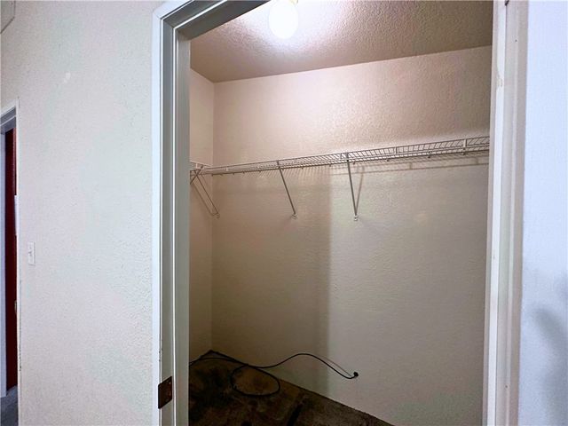 3746 N Bouse Road, Golden Valley, AZ 86413