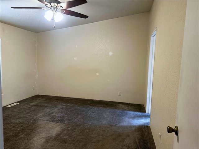 3746 N Bouse Road, Golden Valley, AZ 86413