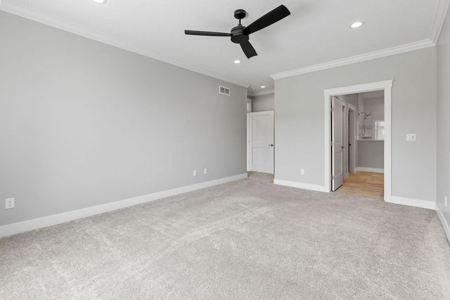 2732 Bentley Drive SW, Rochester, MN 55902