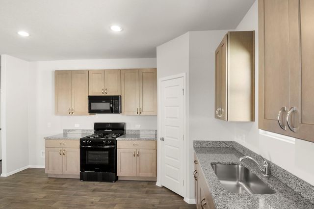 112 Bountiful LN, Elgin, TX 78621