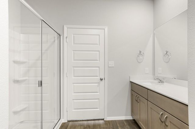 112 Bountiful LN, Elgin, TX 78621