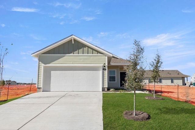 112 Bountiful LN, Elgin, TX 78621