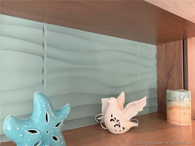 8115 N Skyline Drive, Floyds Knobs, IN 47119