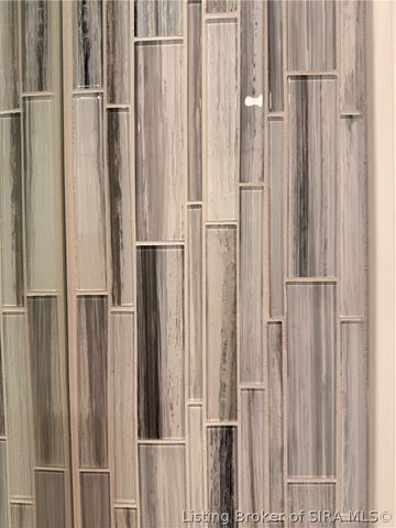 8115 N Skyline Drive, Floyds Knobs, IN 47119