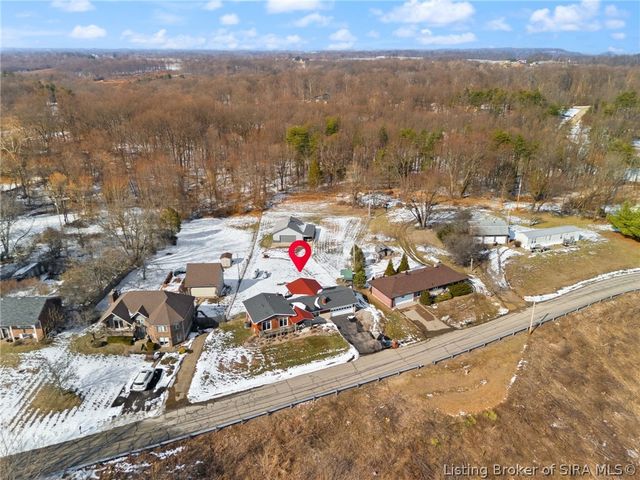 8115 N Skyline Drive, Floyds Knobs, IN 47119