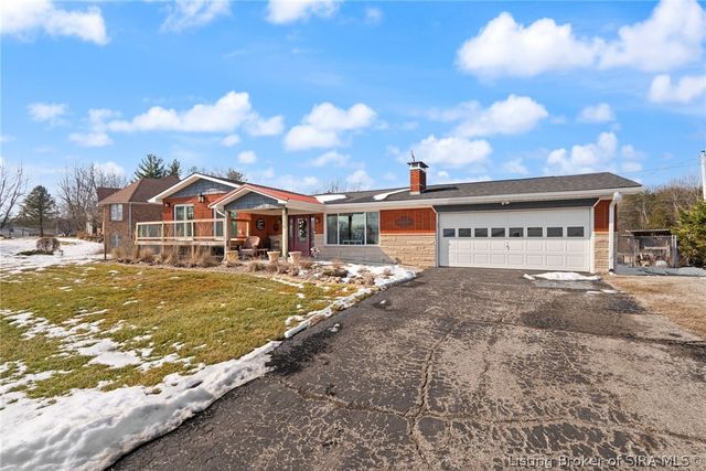 8115 N Skyline Drive, Floyds Knobs, IN 47119