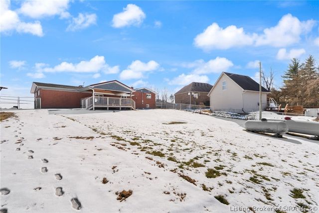 8115 N Skyline Drive, Floyds Knobs, IN 47119