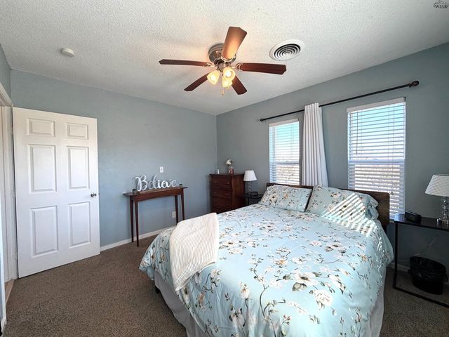 409 N HAMMOND STREET, Henrietta, TX 76365