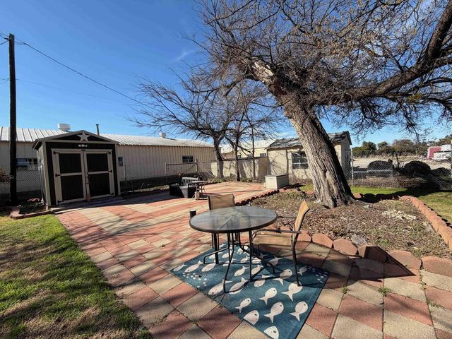 409 N HAMMOND STREET, Henrietta, TX 76365