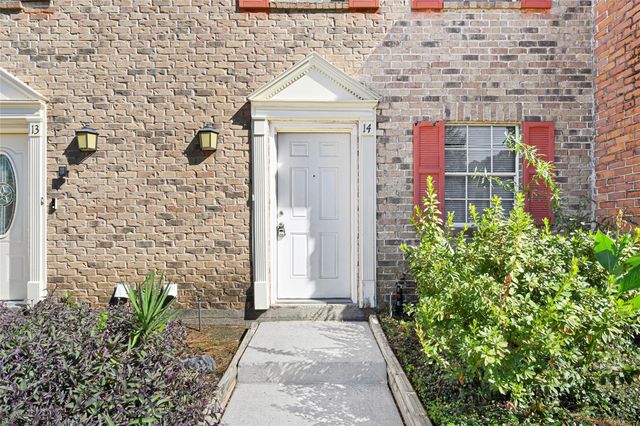 2030 Plantation Drive B-14, Conroe, TX 77301