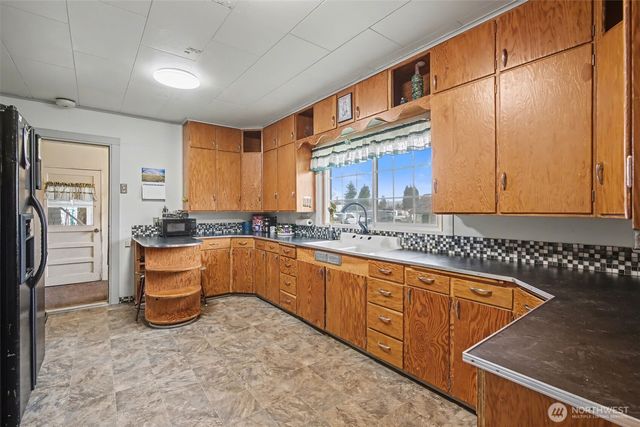 214 Pe Ell Avenue W, Pe Ell, WA 98572