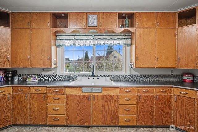 214 Pe Ell Avenue W, Pe Ell, WA 98572