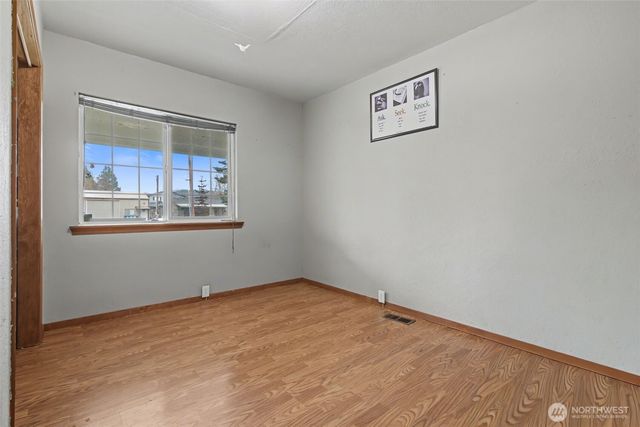 214 Pe Ell Avenue W, Pe Ell, WA 98572