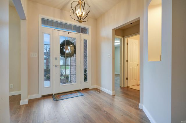 11918 WAYLAND Court, Evansville, IN 47725