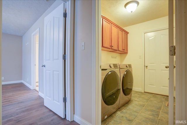 11918 WAYLAND Court, Evansville, IN 47725