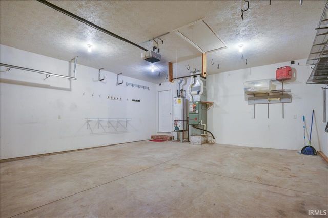 11918 WAYLAND Court, Evansville, IN 47725