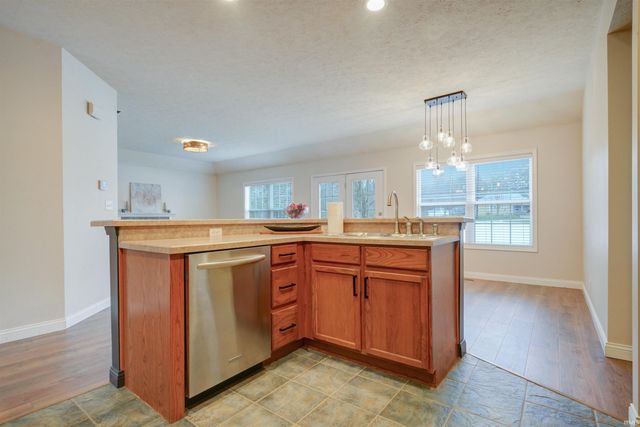 11918 WAYLAND Court, Evansville, IN 47725