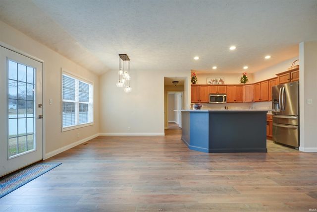 11918 WAYLAND Court, Evansville, IN 47725