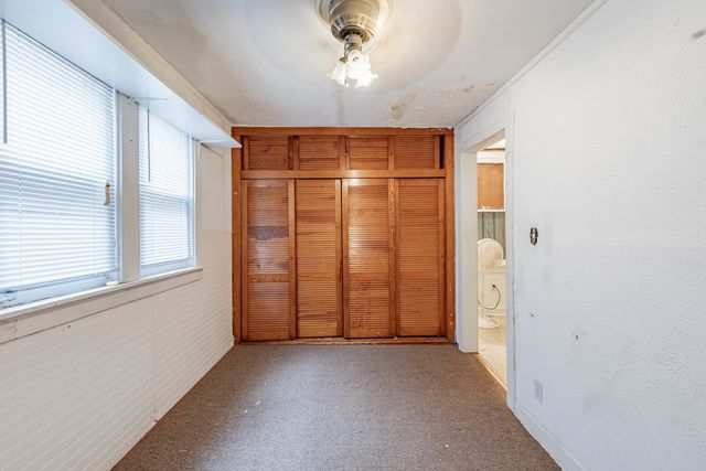 13303 S Brandon Avenue, Chicago, IL 60633