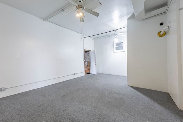 13303 S Brandon Avenue, Chicago, IL 60633