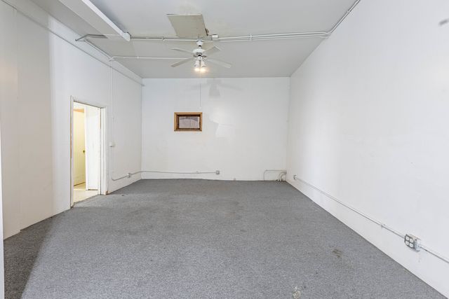 13303 S Brandon Avenue, Chicago, IL 60633