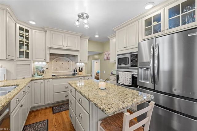 4100 Weyanoke DR, Portsmouth, VA 23703