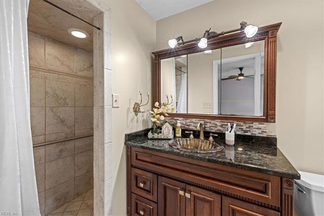 4100 Weyanoke DR, Portsmouth, VA 23703