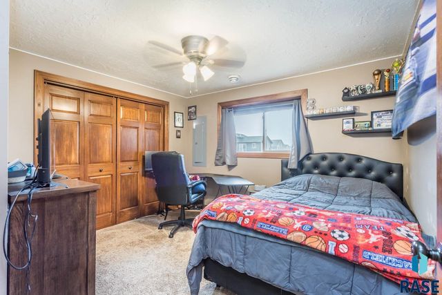 435 N Jenny Ave Avenue, Tea, SD 57064