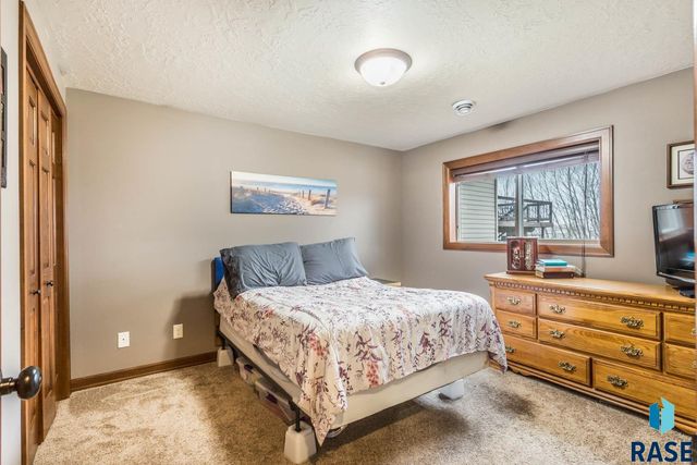 435 N Jenny Ave Avenue, Tea, SD 57064