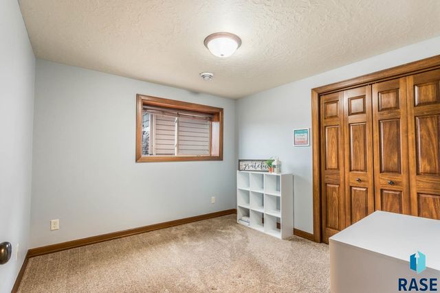 435 N Jenny Ave Avenue, Tea, SD 57064