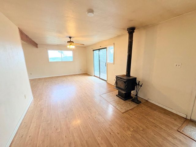 12063 Woodacre Rd, Grass Valley, CA 95949