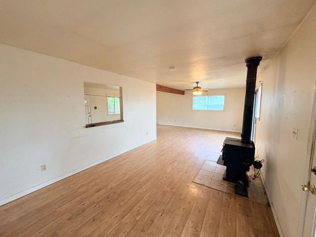12063 Woodacre Rd, Grass Valley, CA 95949