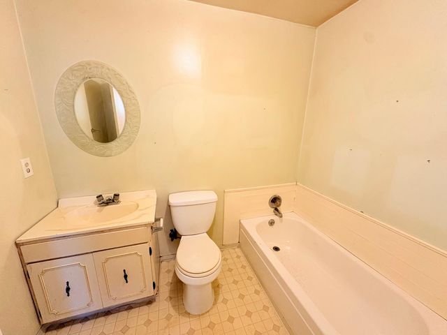 12063 Woodacre Rd, Grass Valley, CA 95949