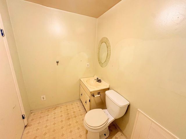 12063 Woodacre Rd, Grass Valley, CA 95949