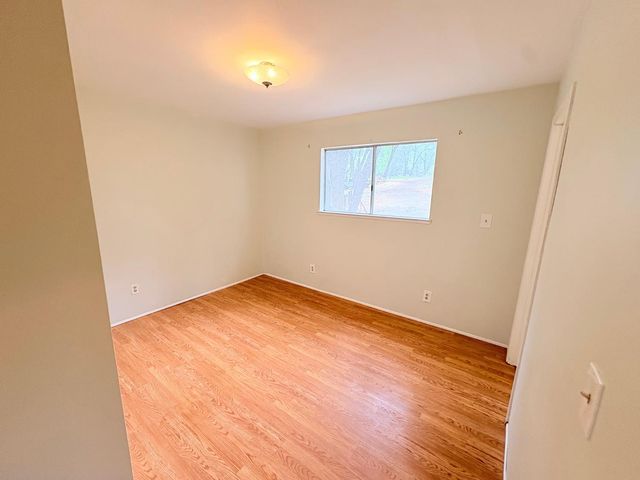 12063 Woodacre Rd, Grass Valley, CA 95949