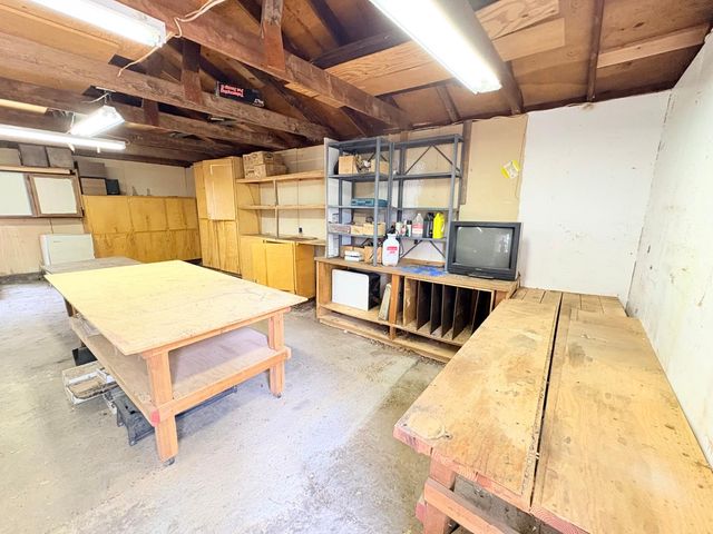 12063 Woodacre Rd, Grass Valley, CA 95949