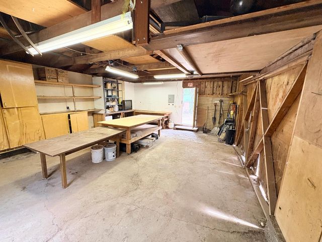 12063 Woodacre Rd, Grass Valley, CA 95949