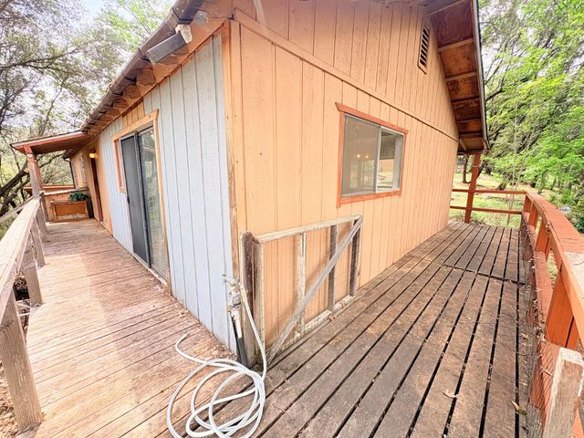 12063 Woodacre Rd, Grass Valley, CA 95949