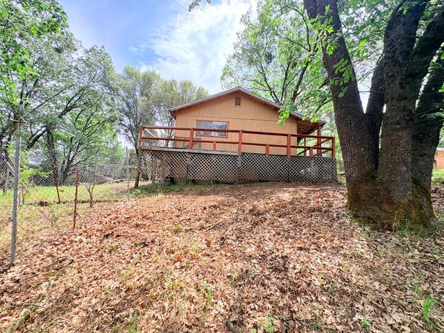 12063 Woodacre Rd, Grass Valley, CA 95949