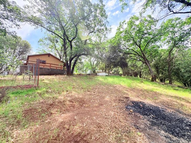 12063 Woodacre Rd, Grass Valley, CA 95949
