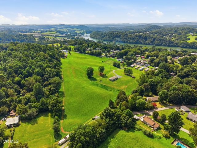 323 Fox Pvt Drive, Bluff City, TN 37618