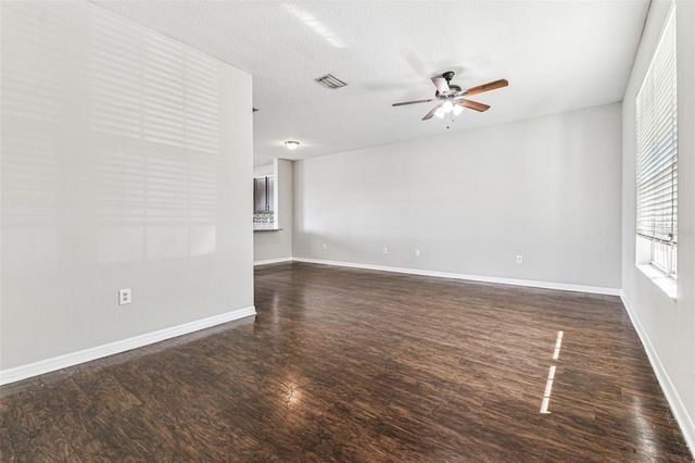 11651 DECLARATION DRIVE, Tampa, FL 33635