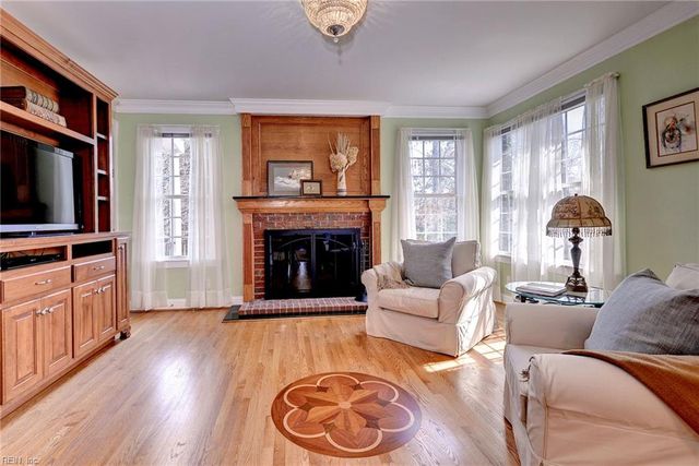 4309 Oak Tree LN, Williamsburg, VA 23188