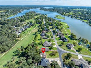 100 Pawnee Trail, Lake Kiowa, TX 76240