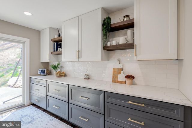 2917 MATTAHOON RD, Wilmington, DE 19808