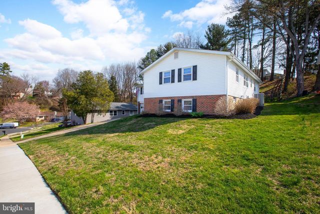 2917 MATTAHOON RD, Wilmington, DE 19808
