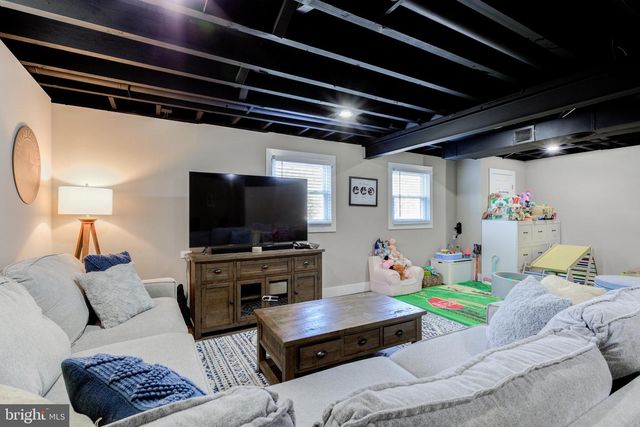 2917 MATTAHOON RD, Wilmington, DE 19808