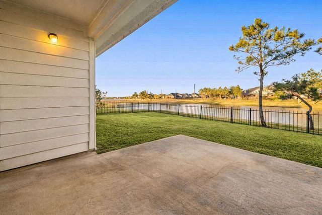 1903 Lantana Spring Lane, Pearland, TX 77581