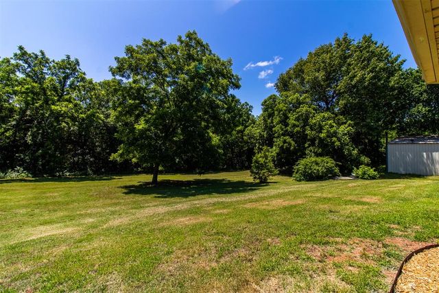 900301 S Oak Hill Drive, Chandler, OK 74834
